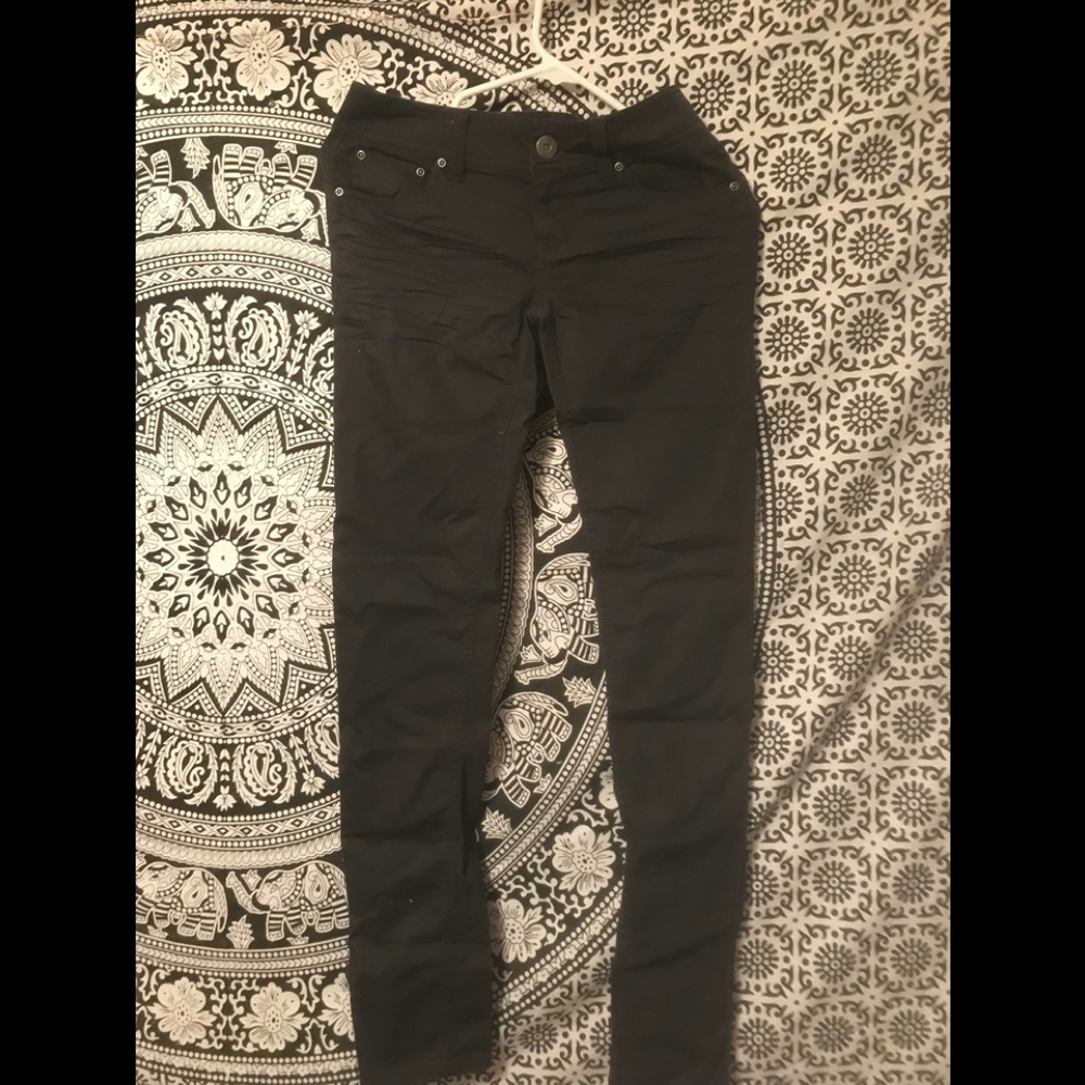 grey jeans